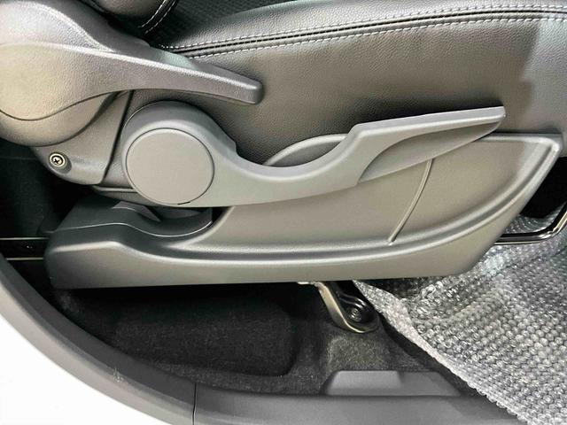 タントカスタムX 届出済未使用車 オーディオレス届出済未使用車 オーディオレス バックカメラ キーフリー プッシュスタート 運転席助手席シートヒーター LEDヘッドライト LEDフォグランプ 両側電動スライドドア(京都府)の中古車