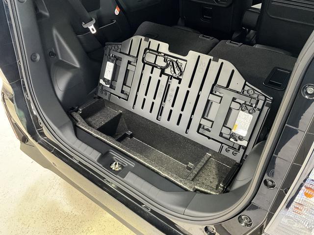 タントカスタムＸ　届出済未使用車　シートヒーター　コーナーセンサー届出済未使用車　シートヒーター　前後コーナーセンサー　両側電動スライドドア　電子パーキング　オートブレーキホールド　ＬＥＤヘッドライト　１４インチ純正アルミホイール　スマートキー　プッシュスタート（京都府）の中古車