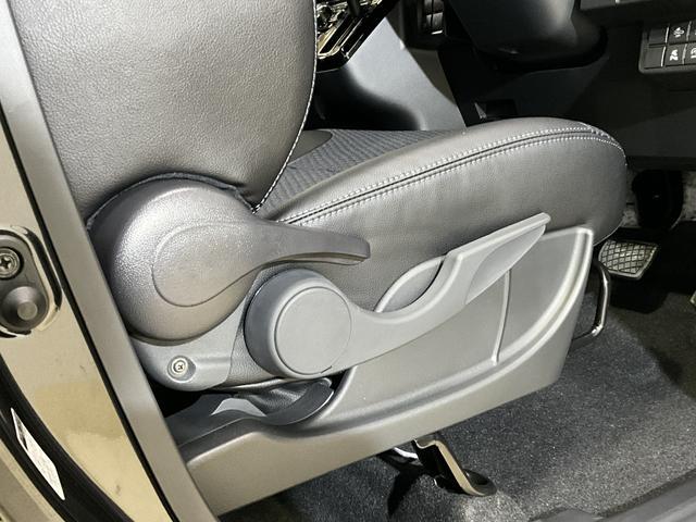 タントカスタムＸ　届出済未使用車　シートヒーター　コーナーセンサー届出済未使用車　シートヒーター　前後コーナーセンサー　両側電動スライドドア　電子パーキング　オートブレーキホールド　ＬＥＤヘッドライト　１４インチ純正アルミホイール　スマートキー　プッシュスタート（京都府）の中古車