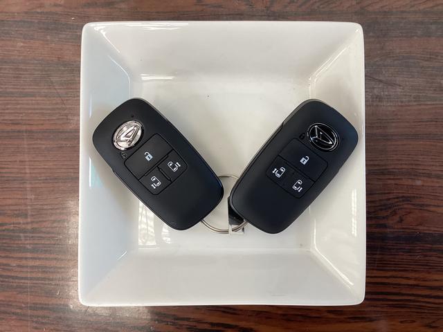 ムーヴキャンバスストライプスＧ　両側電動スライドドア　前後コーナーセンサー両側電動スライドドア　前後コーナーセンサー　前席ヒートシーター　ホッとカップホルダー　オートマチックハイビーム　ＬＥＤヘッドライト　横滑り防止措置　スマートキー　走行無制限１年保証（京都府）の中古車
