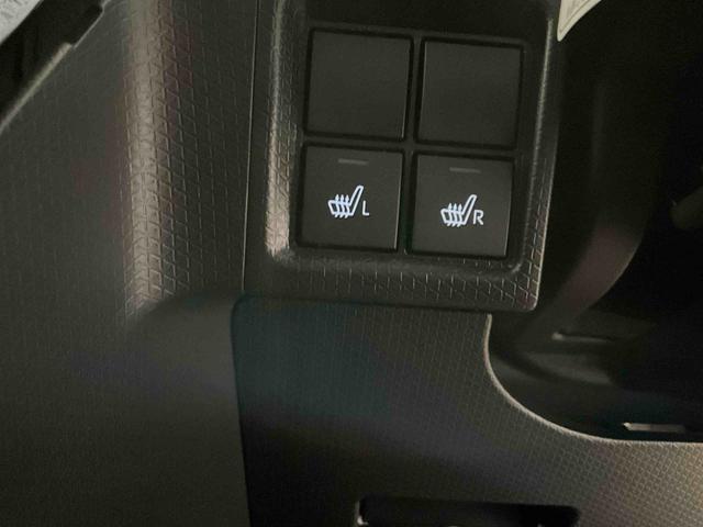 タントカスタムＸ　届出済み未使用車　両側リヤパワースライドドアスマートアシスト　両側リヤパワースライドドア　プッシュボタンエンジンスタート　ＬＥＤヘッドライト　オートエアコン　コーナーセンサー　シートヒーター　アルミホイール　オートライト　バックカメラ　ＡＢＳ（京都府）の中古車