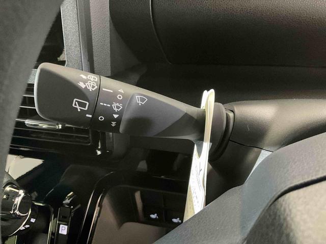 タントカスタムＸ　届出済み未使用車　両側リヤパワースライドドアスマートアシスト　両側リヤパワースライドドア　プッシュボタンエンジンスタート　ＬＥＤヘッドライト　オートエアコン　コーナーセンサー　シートヒーター　アルミホイール　オートライト　バックカメラ　ＡＢＳ（京都府）の中古車