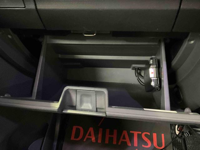 タントカスタムＶセレクションターボ　片側電動スライドドア　ターボ車運転席助手席エアバック　ディスチャージヘッドライト　オートライト片側電動スライドドア　純正アルミホイール　ＥＴＣ車載器　バックカメラ　ＨＤＤナビゲーション　フルセグＴＶチューナー　ベンチシート（京都府）の中古車