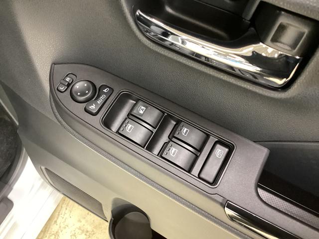 タントカスタムＸ　届出済み未使用車　両側電動スライドドア両側電動スライドドア　前後コーナーセンサー　前席シートヒーター　電子パーキング　オートマチックハイビーム　ＬＥＤヘッドライト　スマートキー　プッシュスタート　１４インチ純正アルミホイール　ＡＢＳ（京都府）の中古車