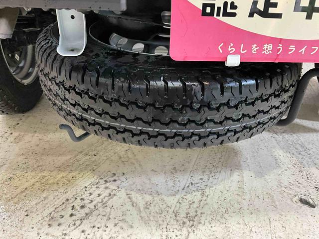 ハイゼットトラックジャンボスタンダードUVカットガラス ラジオ付きラジオ付き UVカットガラス カップホルダー 助手席シートバックポケット センタートレイ スペアタイヤ スマートアシスト デュアルエアバッグ ABS 安全ボディ オートライト アイドリングストップ(京都府)の中古車