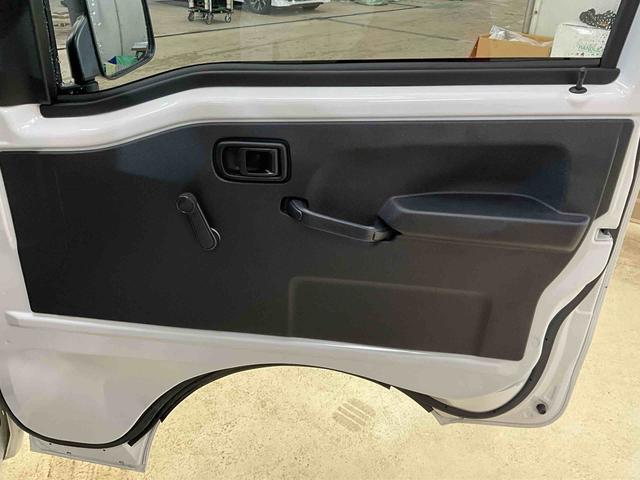 ハイゼットトラックジャンボスタンダードワンオーナー　衝突軽減ブレーキ　認定中古車　ＡＭ／ＦＭラジオ　４ＷＤ　エアコン　パワステ　ＣＶＴ　ジャンボ（京都府）の中古車