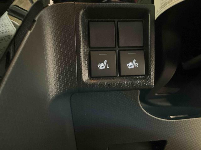 タントカスタムＸ　ＬＥＤヘッドランプ　シートヒーター　キーフリーオーディオレス　バックカメラ対応　運転席・助手席シートヒーター完備　運転席・助手席・サイドエアバッグ　プッシュボタンスタート　キーフリー　スマアシ　ＬＥＤヘッドライト　ＡＢＳ　アイドリングストップ（京都府）の中古車