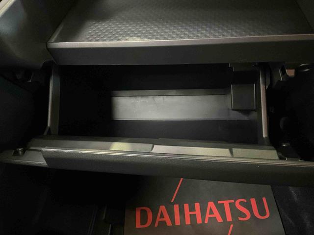 タントカスタムＸ　ＬＥＤヘッドランプ　シートヒーター　キーフリーオーディオレス　バックカメラ対応　運転席・助手席シートヒーター完備　運転席・助手席・サイドエアバッグ　プッシュボタンスタート　キーフリー　スマアシ　ＬＥＤヘッドライト　ＡＢＳ　アイドリングストップ（京都府）の中古車