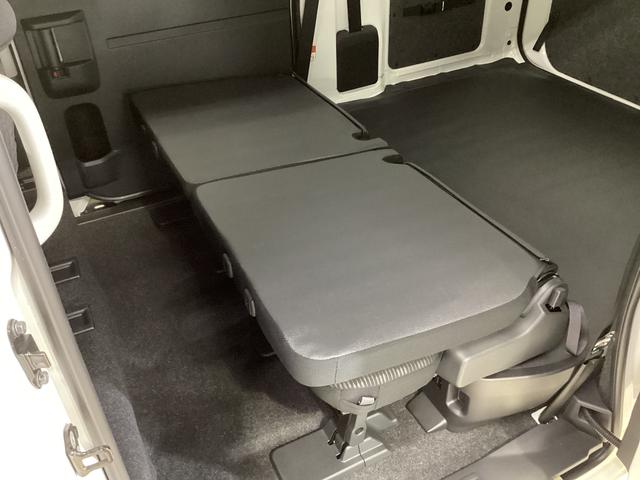 ハイゼットカーゴクルーズ　４ＷＤ　バックカメラ　デジタルインナーミラー４ＷＤ　バックカメラ　デジタルインナーミラー　ＵＳＢ　Ｂｌｕｅｔｏｏｔｈ　両側スライドドア　前後コーナーセンサー　電動格納ドアミラー　オートライト　オートマチックハイビーム　マニュアルエアコン（京都府）の中古車
