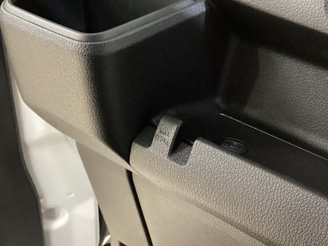 ハイゼットカーゴクルーズ　４ＷＤ　バックカメラ　デジタルインナーミラー４ＷＤ　バックカメラ　デジタルインナーミラー　ＵＳＢ　Ｂｌｕｅｔｏｏｔｈ　両側スライドドア　前後コーナーセンサー　電動格納ドアミラー　オートライト　オートマチックハイビーム　マニュアルエアコン（京都府）の中古車