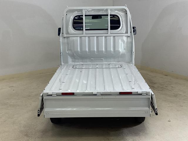 ハイゼットトラックスタンダード 4WD CVT車 ナビ バックカメラ ETCCVT車 4WD 純正ナビ バックカメラ ETC コーナーセンサー TV Bluetooth 3方開 ヘッドライトレべライザー スペアタイヤ アクセサリーソケット オートマチックハイビーム(京都府)の中古車
