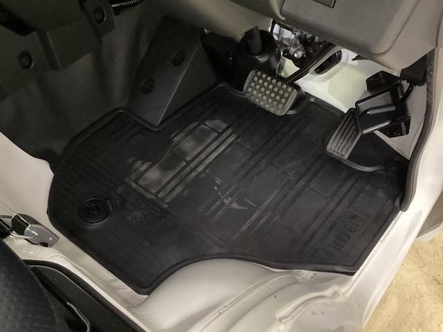 ハイゼットトラックスタンダード 4WD CVT車 ナビ バックカメラ ETCCVT車 4WD 純正ナビ バックカメラ ETC コーナーセンサー TV Bluetooth 3方開 ヘッドライトレべライザー スペアタイヤ アクセサリーソケット オートマチックハイビーム(京都府)の中古車