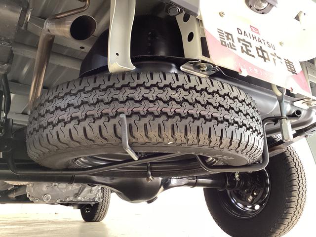 ハイゼットトラックスタンダード 4WD CVT車 ナビ バックカメラ ETCCVT車 4WD 純正ナビ バックカメラ ETC コーナーセンサー TV Bluetooth 3方開 ヘッドライトレべライザー スペアタイヤ アクセサリーソケット オートマチックハイビーム(京都府)の中古車