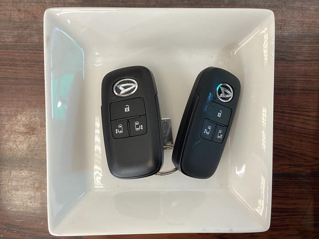 ムーヴキャンバスストライプスGターボ ワンオーナー 両側電動スライドドアワンオーナー 両側電動スライドドア バックカメラ 前後コーナーセンサー 前席シートヒーター ホッとカップホルダー オートマチックハイビーム LEDヘッドライト USB接続 プッシュスタート(京都府)の中古車