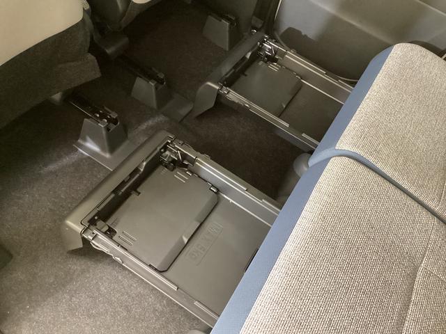 ムーヴキャンバスストライプスＧ　届出済未使用車　バックカメラ　シートヒーター届出済未使用車　バックカメラ　前席シートヒーター　両側電動スライドドア　前後コーナーセンサー　ホッとカップホルダー　オートマチックハイビーム　ＬＥＤヘッドライト　スマートキー　置きラクボックス（京都府）の中古車