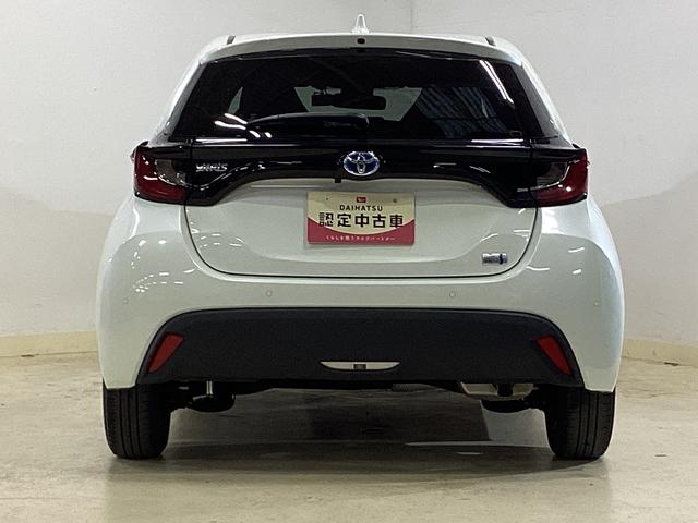 ヤリスハイブリッドG ディスプレイオーディオ バックカメラ ETCディスプレイオーディオ バックカメラ ETC ドライブレコーダー プッシュボタンエンジンスタート アルミホイール 衝突回避支援システム クルーズコントロール オートエアコン コーナーセンサー ABS(京都府)の中古車