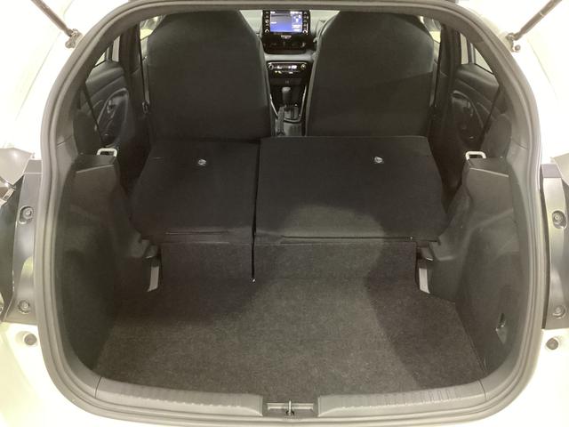 ヤリスハイブリッドG ディスプレイオーディオ バックカメラ ETCディスプレイオーディオ バックカメラ ETC ドライブレコーダー プッシュボタンエンジンスタート アルミホイール 衝突回避支援システム クルーズコントロール オートエアコン コーナーセンサー ABS(京都府)の中古車