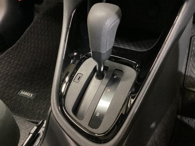 ヤリスハイブリッドG ディスプレイオーディオ バックカメラ ETCディスプレイオーディオ バックカメラ ETC ドライブレコーダー プッシュボタンエンジンスタート アルミホイール 衝突回避支援システム クルーズコントロール オートエアコン コーナーセンサー ABS(京都府)の中古車