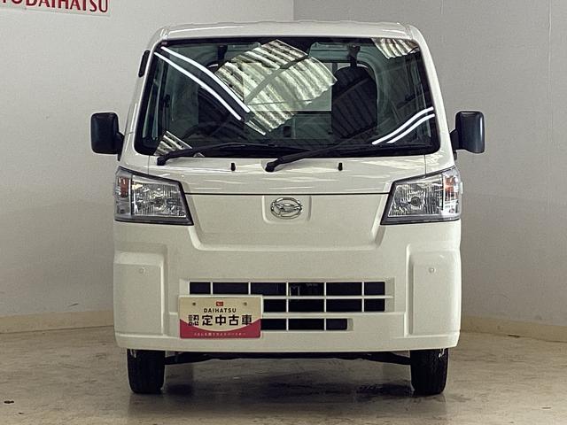 ハイゼットトラックスタンダード　ワンオーナー　４ＷＤ　ＣＶＴ車　３方開　ラジオワンオーナー　４ＷＤ　ＣＶＴ車　ラジオ　３方開　ヘッドライトレべライザー　アクセサリーソケット　マニュアルエアコン　スペアタイヤ　バッテリーカバー　クリアランスソナー　キーレスエントリー　オートライト（京都府）の中古車