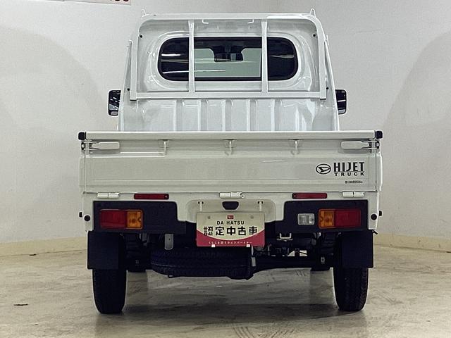 ハイゼットトラックスタンダード　ワンオーナー　４ＷＤ　ＣＶＴ車　３方開　ラジオワンオーナー　４ＷＤ　ＣＶＴ車　ラジオ　３方開　ヘッドライトレべライザー　アクセサリーソケット　マニュアルエアコン　スペアタイヤ　バッテリーカバー　クリアランスソナー　キーレスエントリー　オートライト（京都府）の中古車