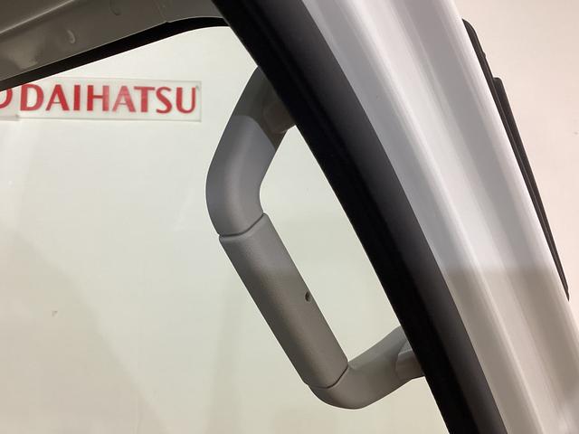 ハイゼットトラックスタンダード　ワンオーナー　４ＷＤ　ＣＶＴ車　３方開　ラジオワンオーナー　４ＷＤ　ＣＶＴ車　ラジオ　３方開　ヘッドライトレべライザー　アクセサリーソケット　マニュアルエアコン　スペアタイヤ　バッテリーカバー　クリアランスソナー　キーレスエントリー　オートライト（京都府）の中古車