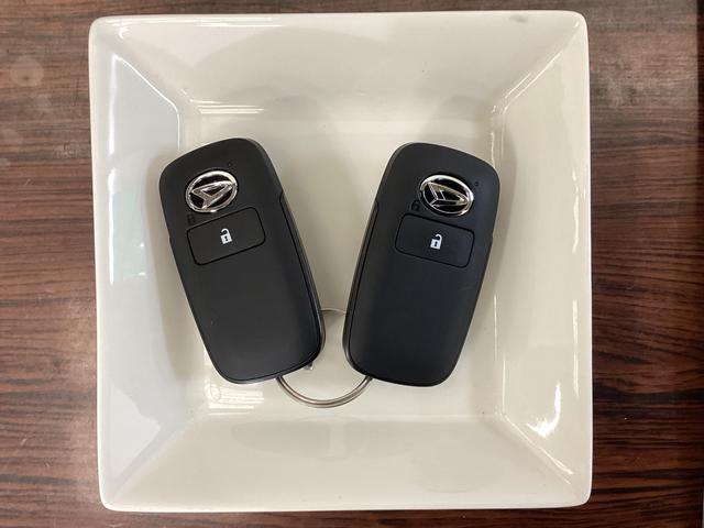 タフトＧ　クロムベンチャー　届出済未使用車　バックカメラ　ＬＥＤ届出済未使用車　前席シートヒーター　バックカメラ　アダプティブクルーズコントロール　スカイフィールトップ　オートマチックハイビーム　ＬＥＤヘッドライト　スマートキー　１５インチ純正アルミホイール（京都府）の中古車