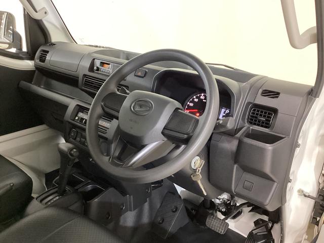 ハイゼットトラックジャンボスタンダード 4WD CVT車 3方開 ラジオ4WD CVT車 クリアランスソナー ラジオ 3方開 スペアタイヤ ヘッドライトレべライザー アクセサリーソケット マニュアルエアコン バッテリーカバー オートライト オートマチックハイビーム(京都府)の中古車