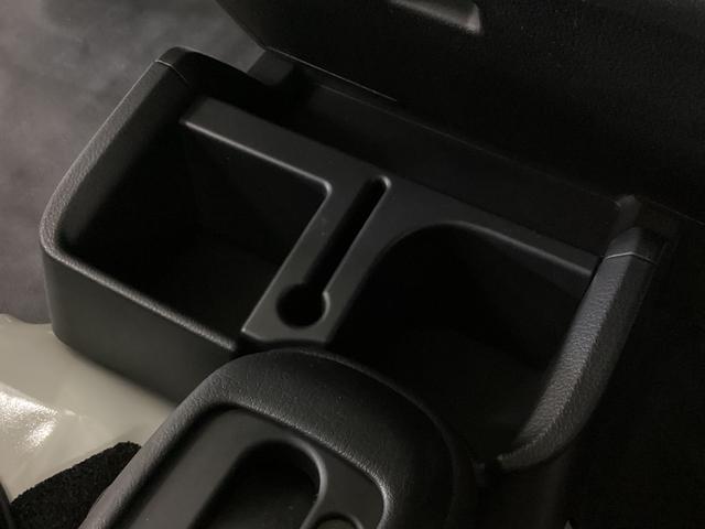 ハイゼットトラックジャンボスタンダード 4WD CVT車 3方開 ラジオ4WD CVT車 クリアランスソナー ラジオ 3方開 スペアタイヤ ヘッドライトレべライザー アクセサリーソケット マニュアルエアコン バッテリーカバー オートライト オートマチックハイビーム(京都府)の中古車