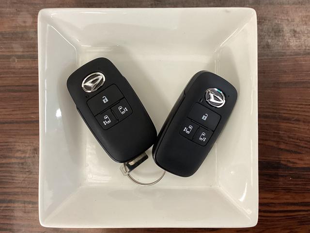 タントカスタムＸ　届出済み未使用車　スマートアシストスマートアシスト　バックカメラ　プッシュボタンエンジンスタート　ＬＥＤヘッドライト　両側リヤパワースライドドア　オートエアコン　コーナーセンサー　アルミホイール　シートヒーター　アイドリングストップ（京都府）の中古車