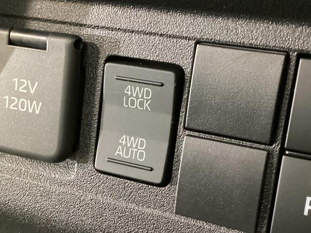ハイゼットトラックスタンダード　届出済み未使用車　４ＷＤ　ＣＶＴ　エアコン切替式４ＷＤ　ＣＶＴ　３方開　ヘッドライトレべライザー　オートライト　オートマチックハイビーム　アクセサリーソケット　スマートアシスト　電動格納ミラー　マニュアルエアコン　パワステ　バッテリーカバー（京都府）の中古車