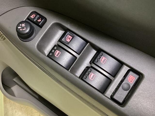 タントX ナビTV バックカメラ 片側電動スライドドア キーフリーナビTV バックカメラ 片側電動スライドドア USB接続 Bluetooth DVD 電動格納ミラー オートライト アイドリングストップ 横滑り防止措置 スマートキー ドアバイザー プッシュスタート(京都府)の中古車