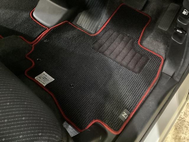 Ｎ−ＢＯＸＧ　ターボＳＳパッケージ　４ＷＤ　ナビ　シートヒータ　ＥＴＣ４ＷＤ　ワンオーナー　ナビＴＶ　運転席シートヒーター　ＥＴＣ　バックカメラ　クルーズコントロール　両側電動スライドドア　ＨＩＤヘッドライト　ＵＳＢ接続　Ｂｌｕｅｔｏｏｔｈ　パドルシフト（京都府）の中古車