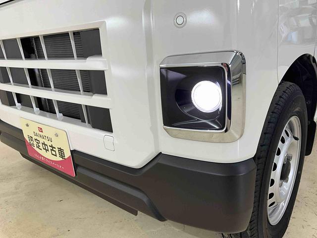 ハイゼットカーゴＤＸオンダッシュ外品ナビ　ＥＴＣ　ＬＥＤヘッドランプ　エアコン　パワステ　フロントパワーウィンドウ　オートライト　オートマチックハイビーム　キーレスエントリー　デュアルエアバッグ　ＡＢＳ　安全ボディ（京都府）の中古車