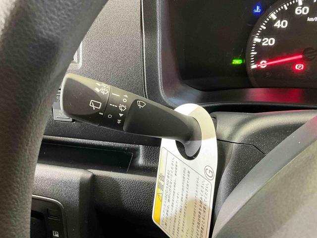 ハイゼットカーゴＤＸ　４ＷＤ　ＣＶＴ　スマアシ　コーナーセンサーホワイト　４ＷＤ　ＣＶＴ　ＡＭＦＭラジオ　スマートアシスト　コーナーセンサー　オートライト　アイドリングストップ　キーレスエントリーキー　集中ドアロック　リヤヒーターファン（京都府）の中古車