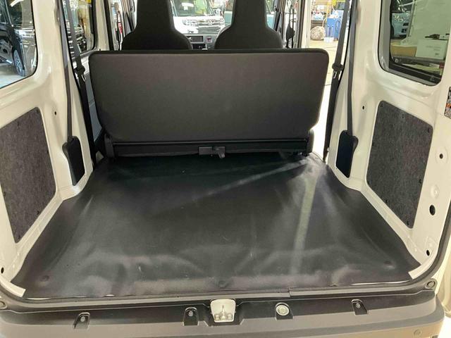 ハイゼットカーゴＤＸ　４ＷＤ　ＣＶＴ　スマアシ　コーナーセンサーホワイト　４ＷＤ　ＣＶＴ　ＡＭＦＭラジオ　スマートアシスト　コーナーセンサー　オートライト　アイドリングストップ　キーレスエントリーキー　集中ドアロック　リヤヒーターファン（京都府）の中古車