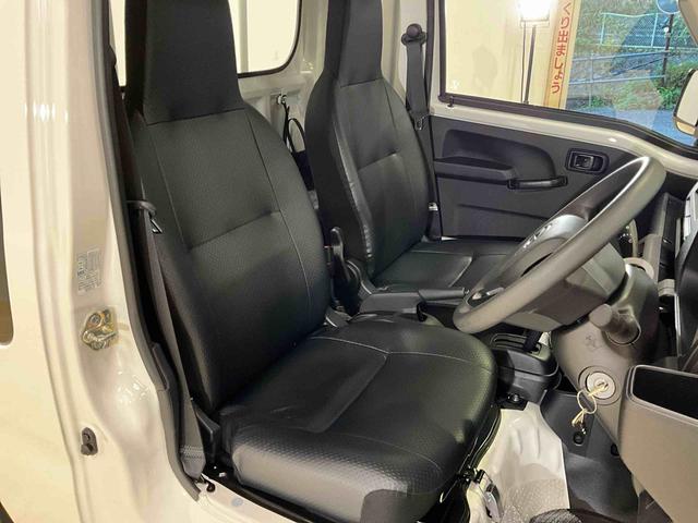 ハイゼットトラックジャンボスタンダード　４ＷＤ　ＡＭ／ＦＭチューナー４ＷＤ　エアコン　パワステ　ＡＭ／ＦＭチューナー　オートライト　横滑り防止装置　衝突被害軽減システム　スマートアシストＩＩＩｔ　アイドリングストップ　ラバーマット　走行少ない　運転席助手席エアバッグ（京都府）の中古車