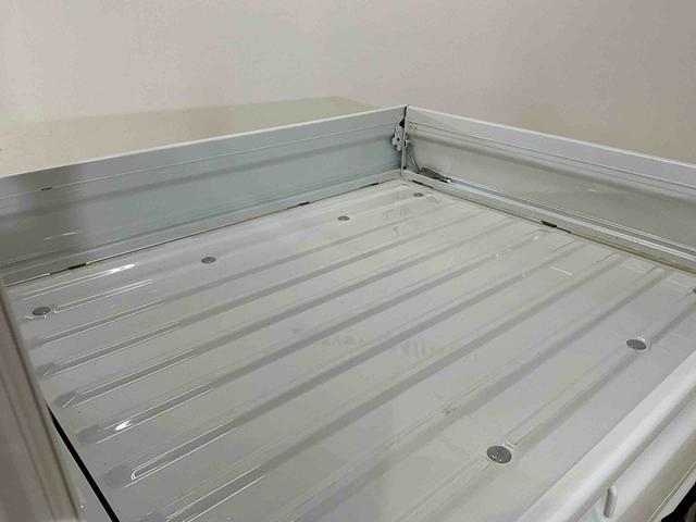 ハイゼットトラックジャンボスタンダード　４ＷＤ　ＡＭ／ＦＭチューナー４ＷＤ　エアコン　パワステ　ＡＭ／ＦＭチューナー　オートライト　横滑り防止装置　衝突被害軽減システム　スマートアシストＩＩＩｔ　アイドリングストップ　ラバーマット　走行少ない　運転席助手席エアバッグ（京都府）の中古車