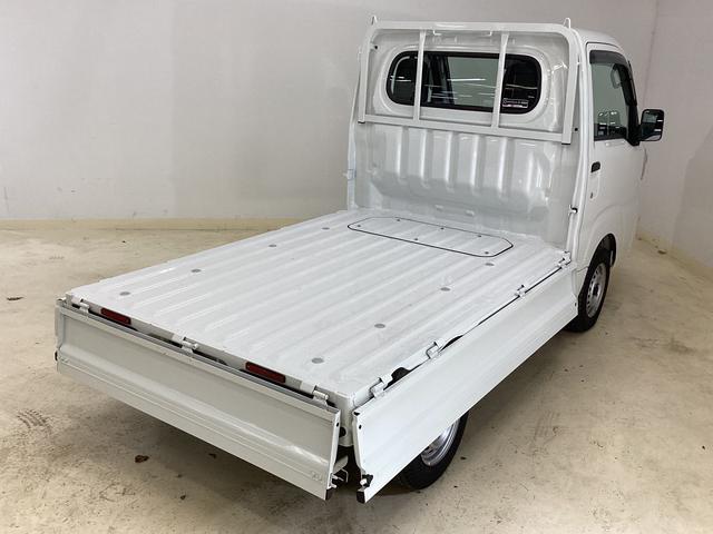 ハイゼットトラックスタンダード　４ＷＤ　ナビ　ＥＴＣ　バックカメラ　ドラレコ４ＷＤ　純正ナビ　フルセグチューナー　ブルートゥース対応　ドライブレコーダー　ＥＴＣ　バックカメラ　マニュアルエアコン　スチールホイール　スマートアシスト　アイドリングストップ　コーナーセンサー（京都府）の中古車