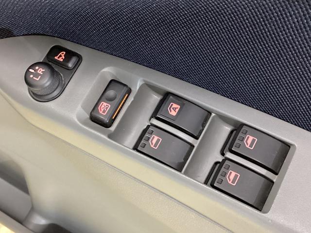 ムーヴメモリアルエディション　ＣＤオーディオ　電格ウィンカーミラーＣＤオーディオ　スマートキー　スペアキー有り　電格ウィンカーミラー　ドアバイザー　ヘッドライトレベライザー　ベンチシート　フルホイールキャップ付き１４インチ純正スチールホイール　ハロゲンライト（京都府）の中古車
