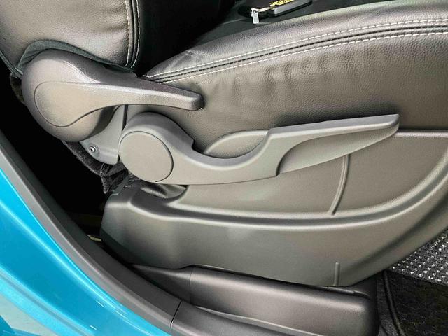 タントカスタムＸスタイルセレクション　両側電動スライド　キーフリーバックカメラ対応　ＬＥＤヘッドランプ　プッシュボタンスタート　キーフリー　アイドリングストップ　両側電動スライドドア　シートヒーター　ベンチシート　アルミホイール　オートライト　オートエアコン　ＡＢＳ（京都府）の中古車