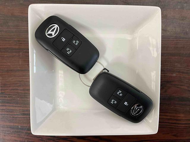 タントカスタムＸスタイルセレクション　両側電動スライド　キーフリーバックカメラ対応　ＬＥＤヘッドランプ　プッシュボタンスタート　キーフリー　アイドリングストップ　両側電動スライドドア　シートヒーター　ベンチシート　アルミホイール　オートライト　オートエアコン　ＡＢＳ（京都府）の中古車