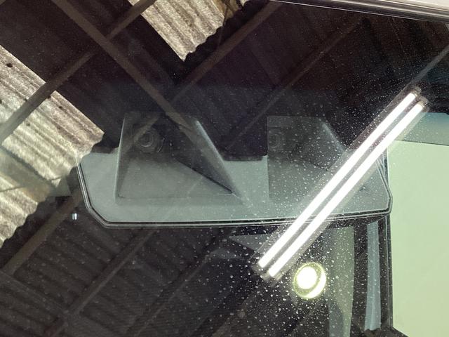 ハイゼットカーゴクルーズ ディスプレイオーディオ バックカメラ 地デジディスプレイオーディオ フルセグチューナー バックカメラ プッシュボタンエンジンスタート LEDヘッドライト コーナーセンサー マニュアルエアコン オートライト スマートアシスト ホイールキャップ(京都府)の中古車