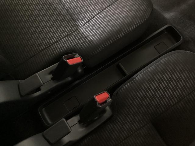 ハイゼットカーゴクルーズ ディスプレイオーディオ バックカメラ 地デジディスプレイオーディオ フルセグチューナー バックカメラ プッシュボタンエンジンスタート LEDヘッドライト コーナーセンサー マニュアルエアコン オートライト スマートアシスト ホイールキャップ(京都府)の中古車