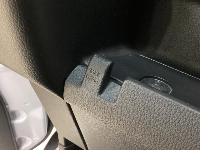 ハイゼットカーゴクルーズ ディスプレイオーディオ バックカメラ 地デジディスプレイオーディオ フルセグチューナー バックカメラ プッシュボタンエンジンスタート LEDヘッドライト コーナーセンサー マニュアルエアコン オートライト スマートアシスト ホイールキャップ(京都府)の中古車