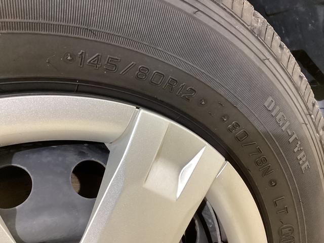 ハイゼットカーゴクルーズ ディスプレイオーディオ バックカメラ 地デジディスプレイオーディオ フルセグチューナー バックカメラ プッシュボタンエンジンスタート LEDヘッドライト コーナーセンサー マニュアルエアコン オートライト スマートアシスト ホイールキャップ(京都府)の中古車