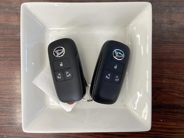 トールカスタムＧ　シートヒーター　全方位カメラ　クルコン　ＥＴＣワンオーナー　ＥＴＣ　ドライブレコーダー　全方位カメラ　アダプティブクルーズコントロール　ナビＴＶ　ＤＶＤ　ＵＳＢ　Ｂｌｕｅｔｏｏｔｈ　両側電動スライドドア　前席シートヒーター　電動格納ミラー（京都府）の中古車