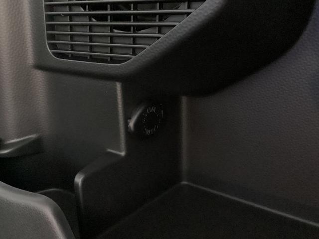 トールカスタムＧ　シートヒーター　全方位カメラ　クルコン　ＥＴＣワンオーナー　ＥＴＣ　ドライブレコーダー　全方位カメラ　アダプティブクルーズコントロール　ナビＴＶ　ＤＶＤ　ＵＳＢ　Ｂｌｕｅｔｏｏｔｈ　両側電動スライドドア　前席シートヒーター　電動格納ミラー（京都府）の中古車