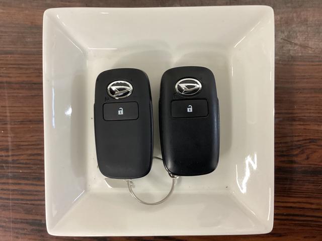 タフトG クロムベンチャー LED シートヒーター バックカメラ前席シートヒーター バックカメラ対応 前後コーナーセンサー スカイフィールトップ オートマチックハイビーム LEDヘッドライト USB接続 オートブレーキホールド 15インチ純正アルミホイール(京都府)の中古車