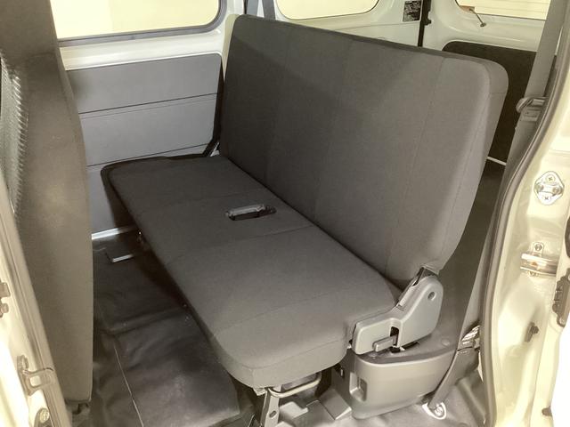 ハイゼットカーゴＤＸ　ワンオーナー　４ＷＤ　ＣＶＴ車　ラジオ　スマアシワンオーナー　切替式４ＷＤ　ＣＶＴ車　ラジオ　スマートアシスト　両側スライドドア　オートライト　コーナーセンサー　ヘッドライトレべライザー　横滑り防止措置　キーレスエントリー　マニュアルエアコン（京都府）の中古車