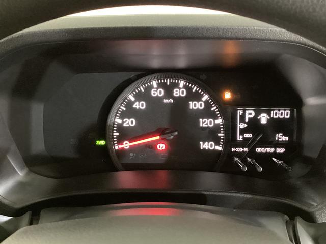 ハイゼットカーゴデラックス 4WD CVT車 届出済未使用車 ラジオ4WD CTV車 届出済未使用車 ラジオ アイドリングストップ 前後コーナーセンサー 両側スライドドア マニュアルエアコン オートライト ABS 運転席・助手席エアバッグ キーレスエントリー(京都府)の中古車